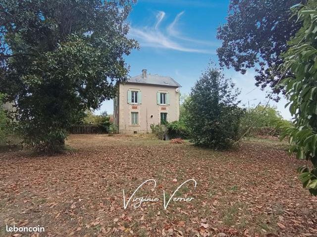 Maison vente à Sarlat-la-Canéda, Hautefort