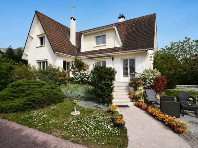 Maison vente à Saint-Germain-en-Laye, Croissy-sur-seine