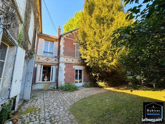 Maison vente à Senlis, Betz