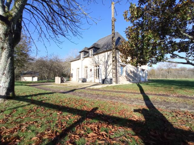 Maison vente à Château-Gontier, Ruillé-froid-fonds