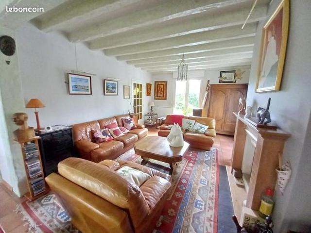 Maison vente à Montigné-le-Brillant, Mayenne