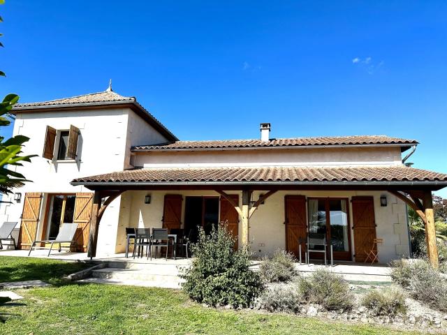 Maison vente à Angoulême, Aubeterre-sur-dronne