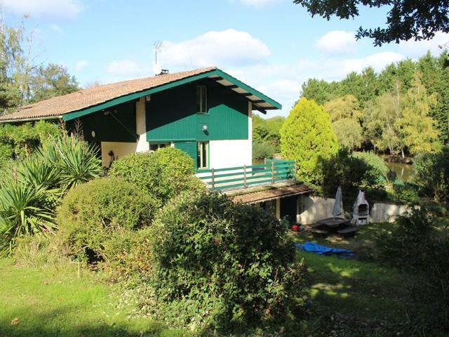 Maison vente à Confolens, Chabrac