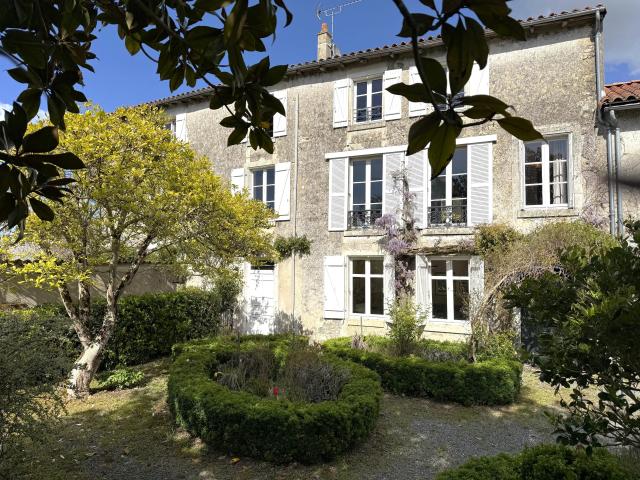 Maison vente à Niort, La Mothe-saint-héray