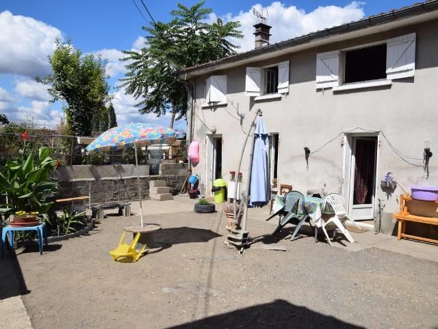 Maison vente à Nontron, Thiviers