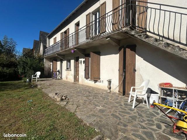 Maison vente à Saint-Martin-Valmeroux, Cantal
