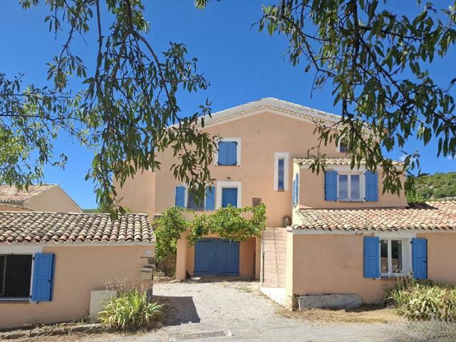 Maison vente à Forcalquier, Ongles