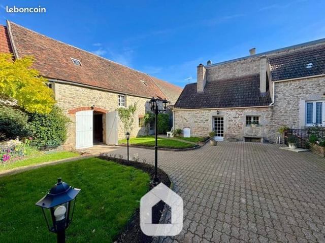 Maison vente à Montbard, Rouvray