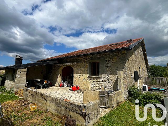 Maison vente à Saint-Claude, Viry