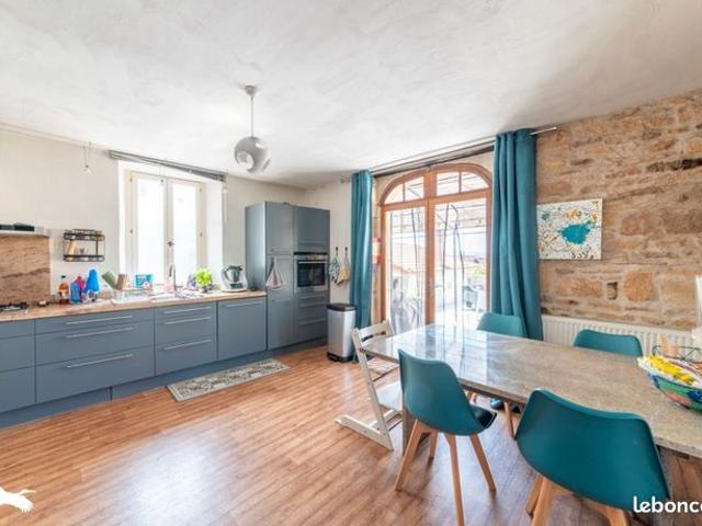 Maison vente à Cahors, Duravel