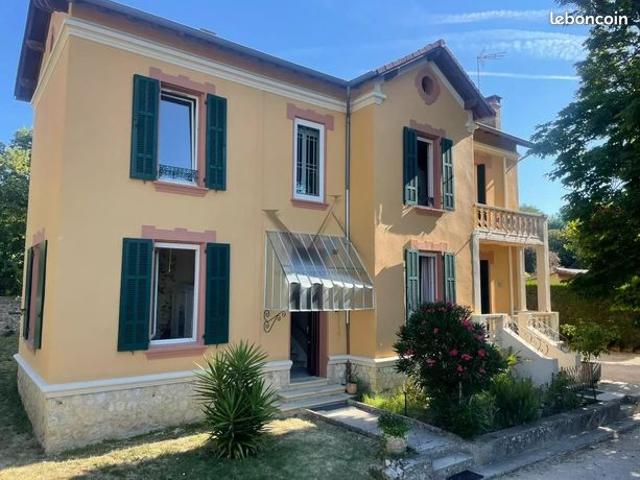 Maison vente à Nîmes, Sauzet