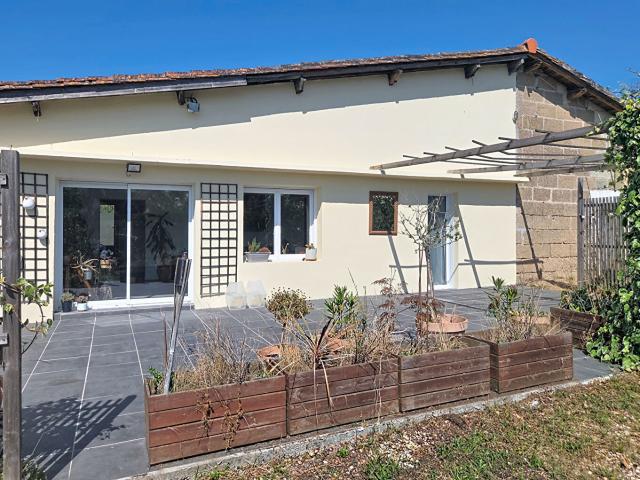 Maison vente à Libourne, Montagne