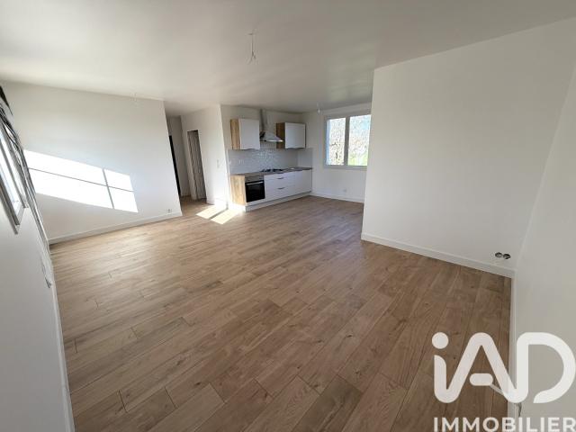 Maison vente à Jonzac, Bois