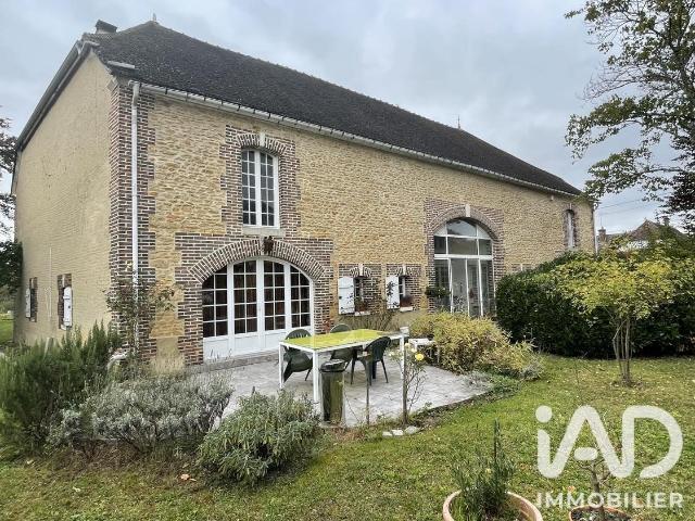 Maison vente à La Chapelle-Vieille-Forêt, Flogny-la-Chapelle