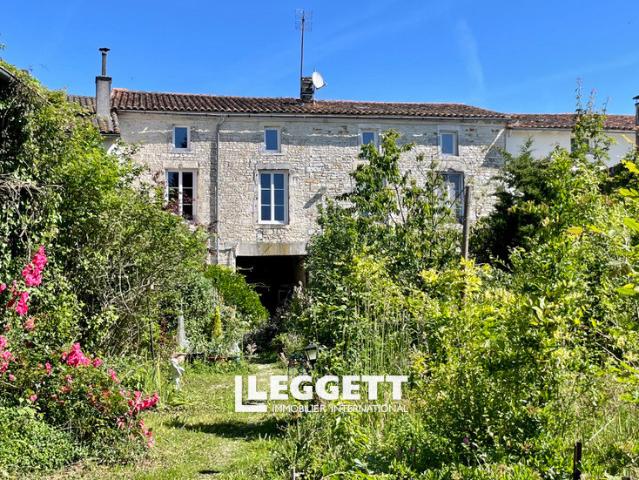 Maison vente à Confolens, Aigre