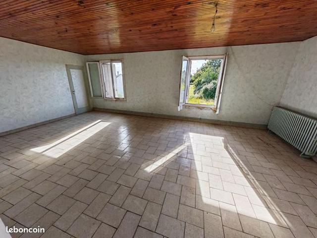 Maison vente à La Châtre, Montipouret