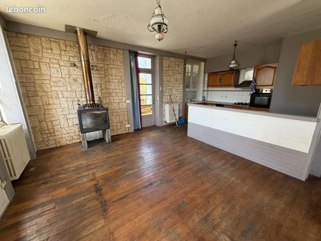 Maison vente à Figeac, Lacapelle-marival