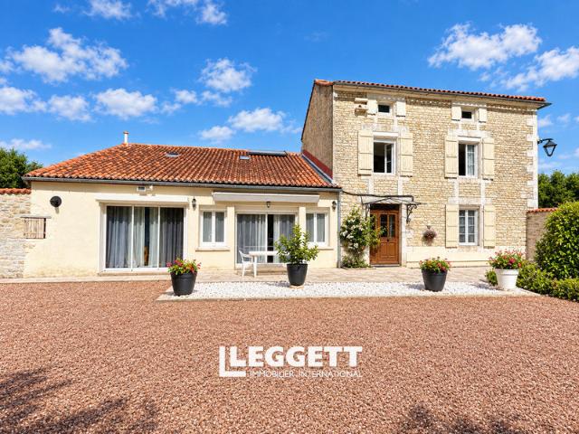Maison vente à Confolens, Saint-amant-de-boixe