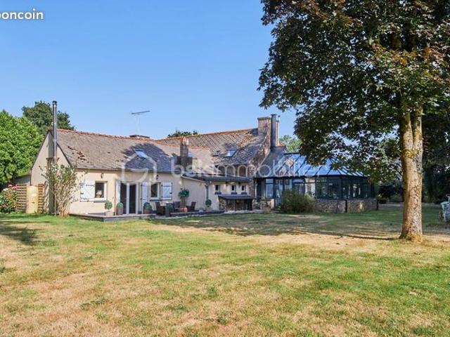 Maison vente à Guingamp, Bretagne