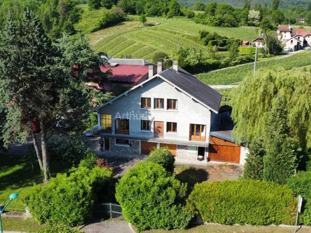 Maison vente à Chambéry, Les Marches