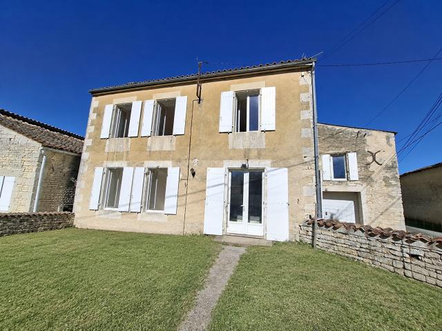 Maison vente à Le Champ Gâté, Prin-Deyrançon