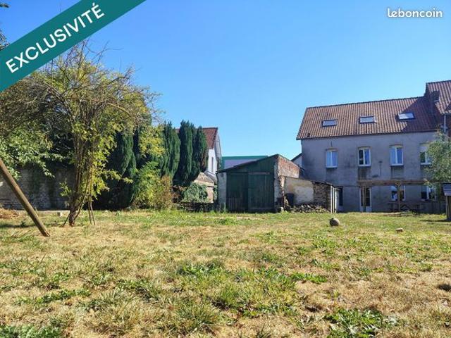 Maison vente à Arras, Pernes