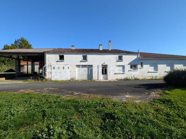 Maison vente à Saintes, Pont-l'abbé-d'arnoult