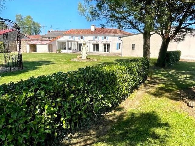 Maison vente à Saintes, Saint-sulpice-d'arnoult