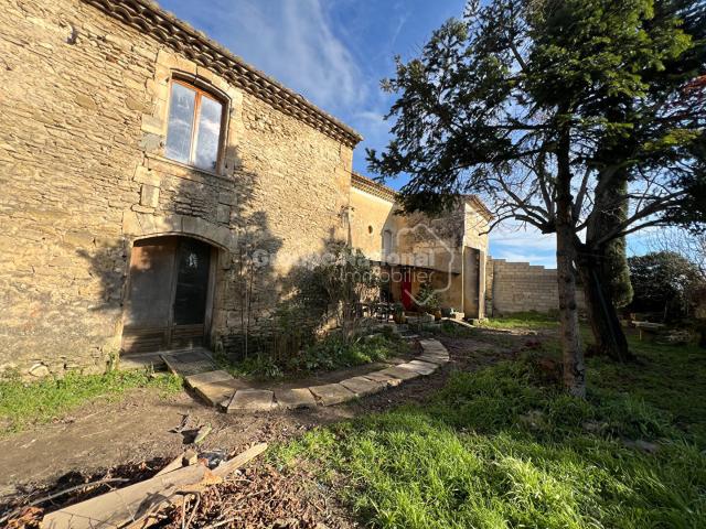 Maison vente à Nîmes, Fournès