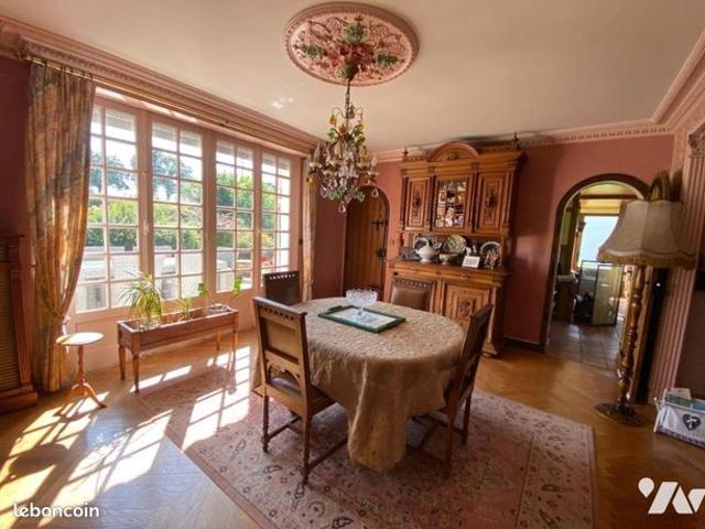 Maison vente à Laval, Le Bourgneuf-la-forêt