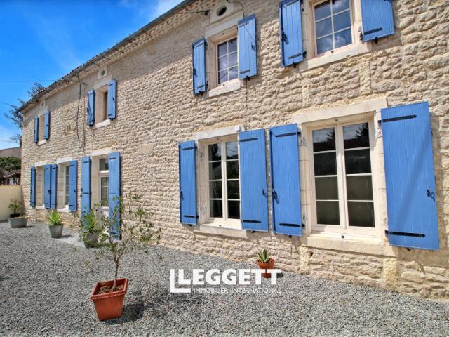 Maison vente à Saint-Jean-d'Angély, Loiré-sur-nie