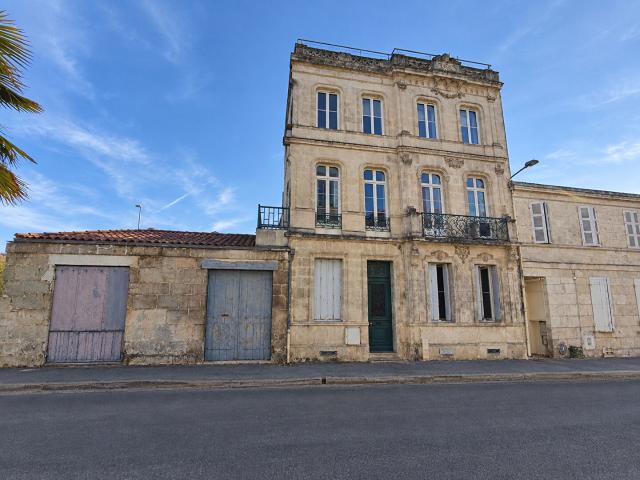 Maison vente à Rochefort