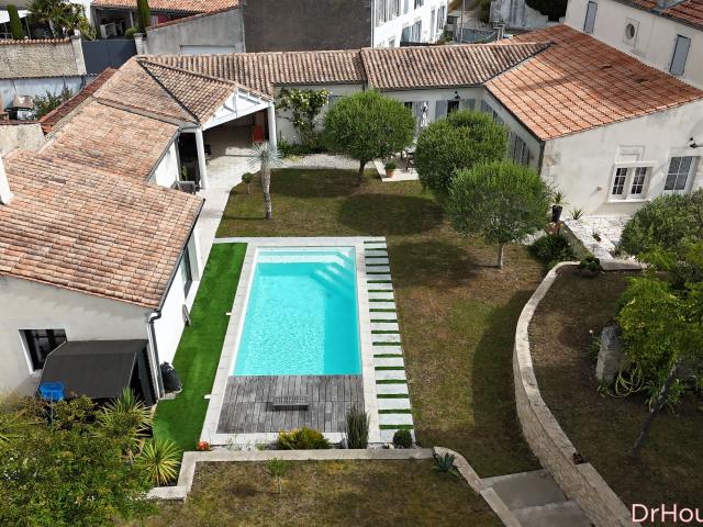 Maison vente à La Rochelle, Thairé