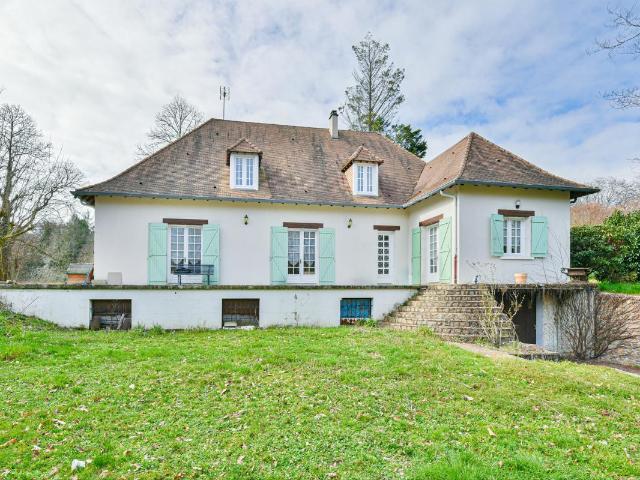 Maison vente à Nontron, Champniers-et-reilhac