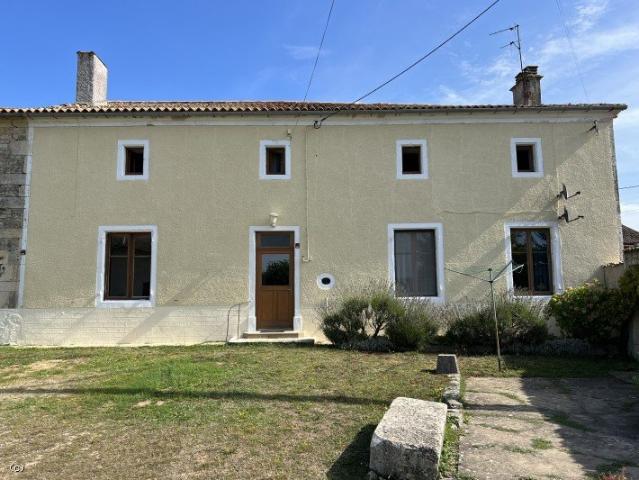 Maison vente à Chef-Boutonne, Deux-Sèvres