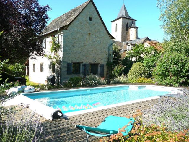 Maison vente à Villefranche-de-Rouergue, Salles-courbatiès