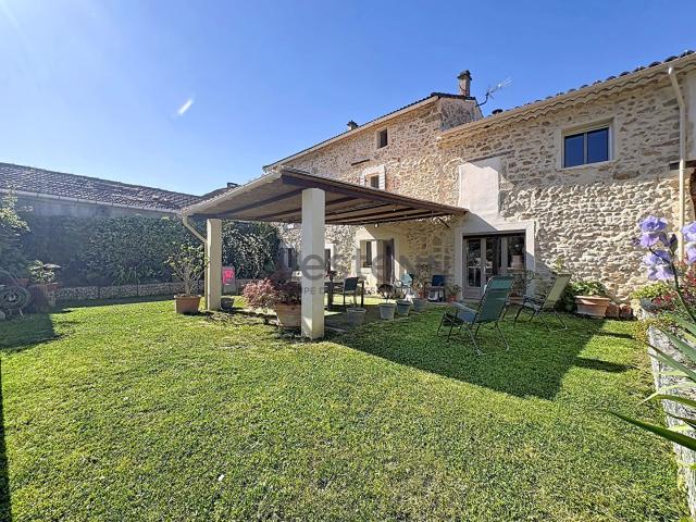 Maison vente à Carpentras, Provence-Alpes-Côte d'Azur