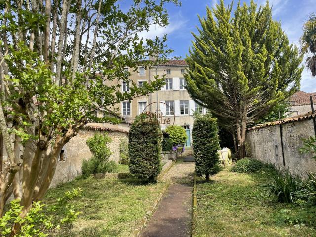 Maison vente à Angoulême, Montemboeuf