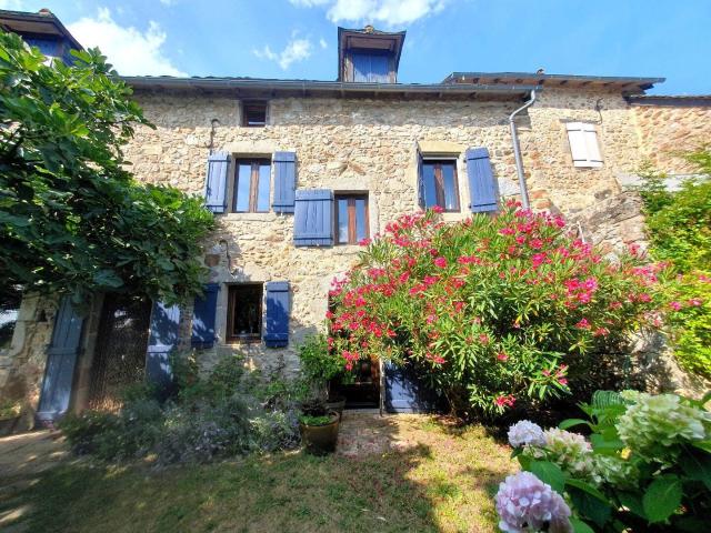 Maison vente à Lunac, Aveyron