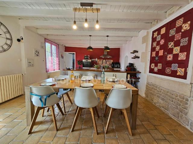 Maison vente à Cognac, Hiersac