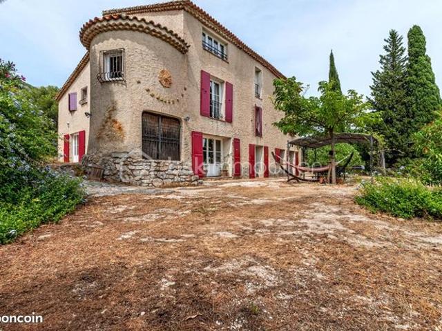 Maison vente à Arrondissement de Toulon, Le Revest-les-eaux