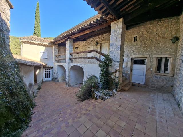 Maison vente à Privas, Saint-thomé