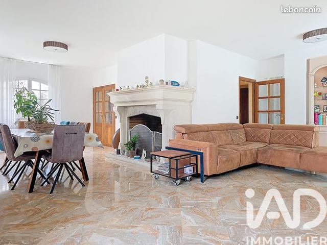 Maison vente à Créteil, Villecresnes