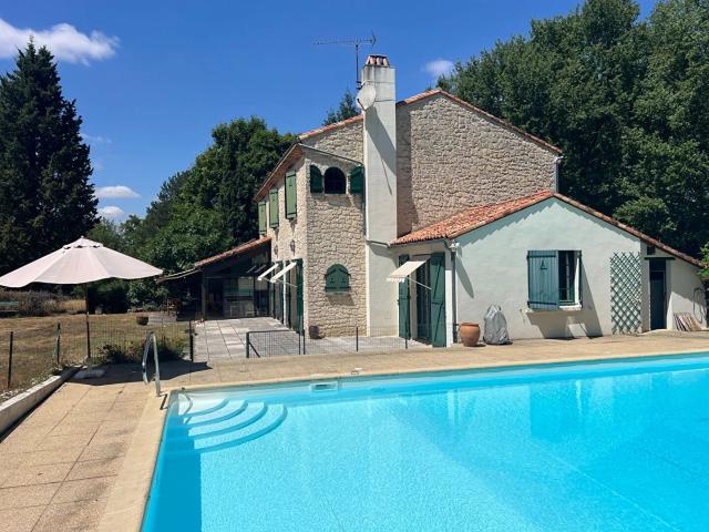 Maison vente à Montmorillon, Verrières