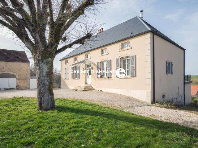 Maison vente à Montbard