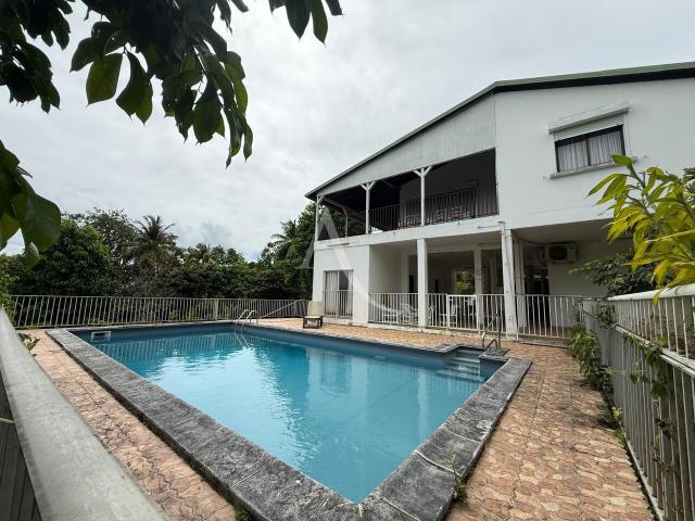 Maison vente à Morne Bourg, Petit-Bourg