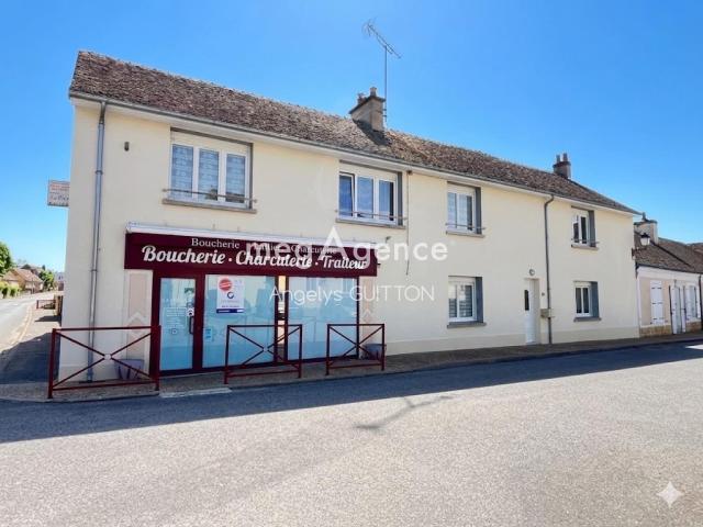 Maison vente à Mamers, Courgains