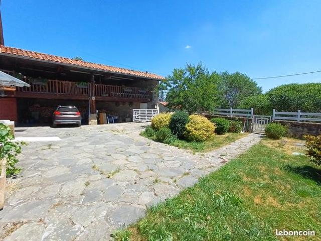 Maison vente à Ambert, Sauvessanges