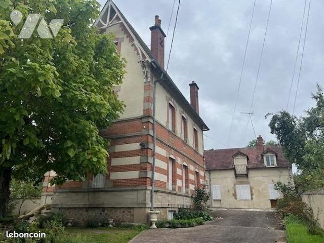 Maison vente à Moulins, Bourbon-l'archambault