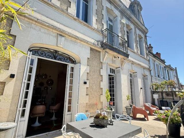 Maison vente à Angoulême, Aignes-et-puypéroux